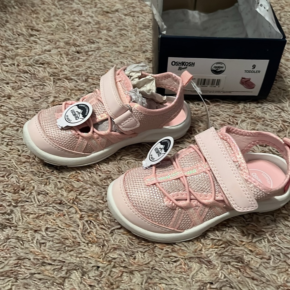 Pink Shoes - Picture 2 of 5